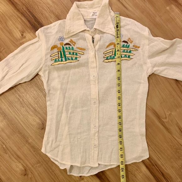 Vintage 1970s Button Down Shirt - Picture 9 of 10